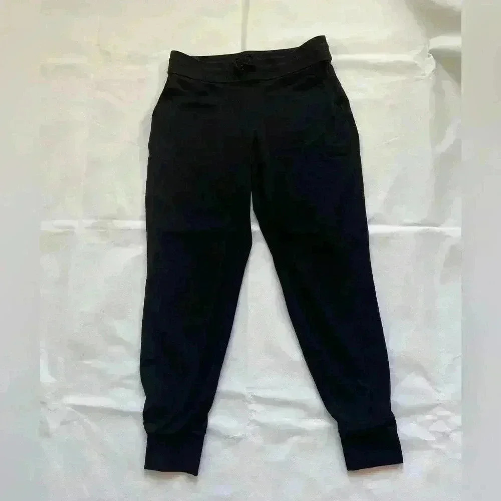 Athleta black pants with back‎ pocket S jogger